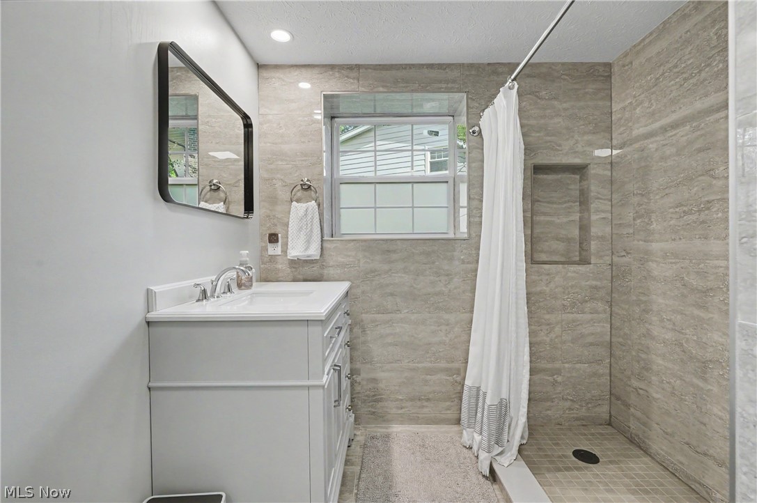 10385 King Coe Lane Strongsville OH 44149