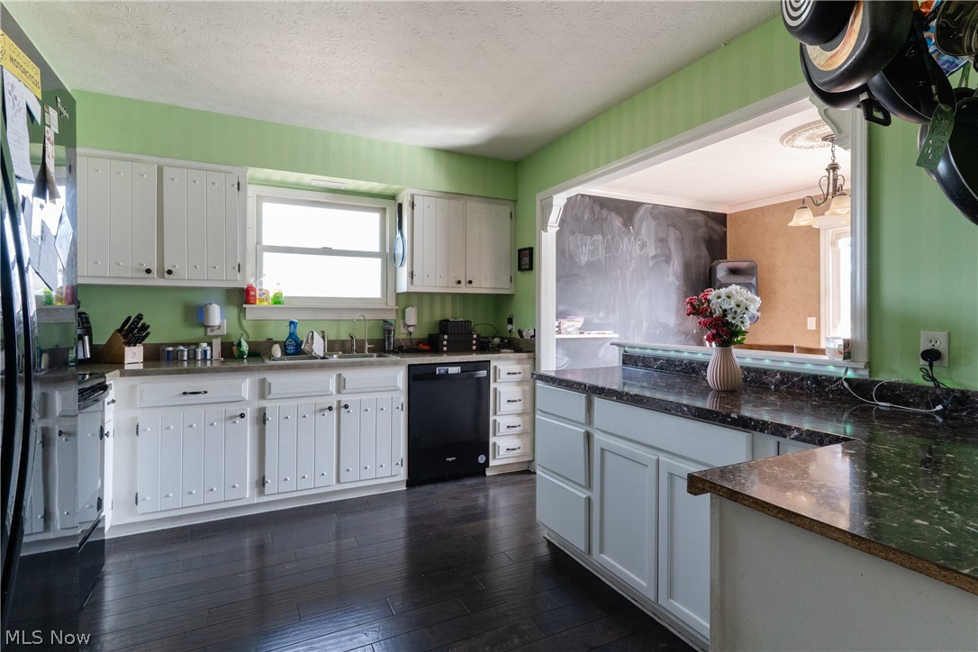 2765 Mcmackin Road Madison OH 44057