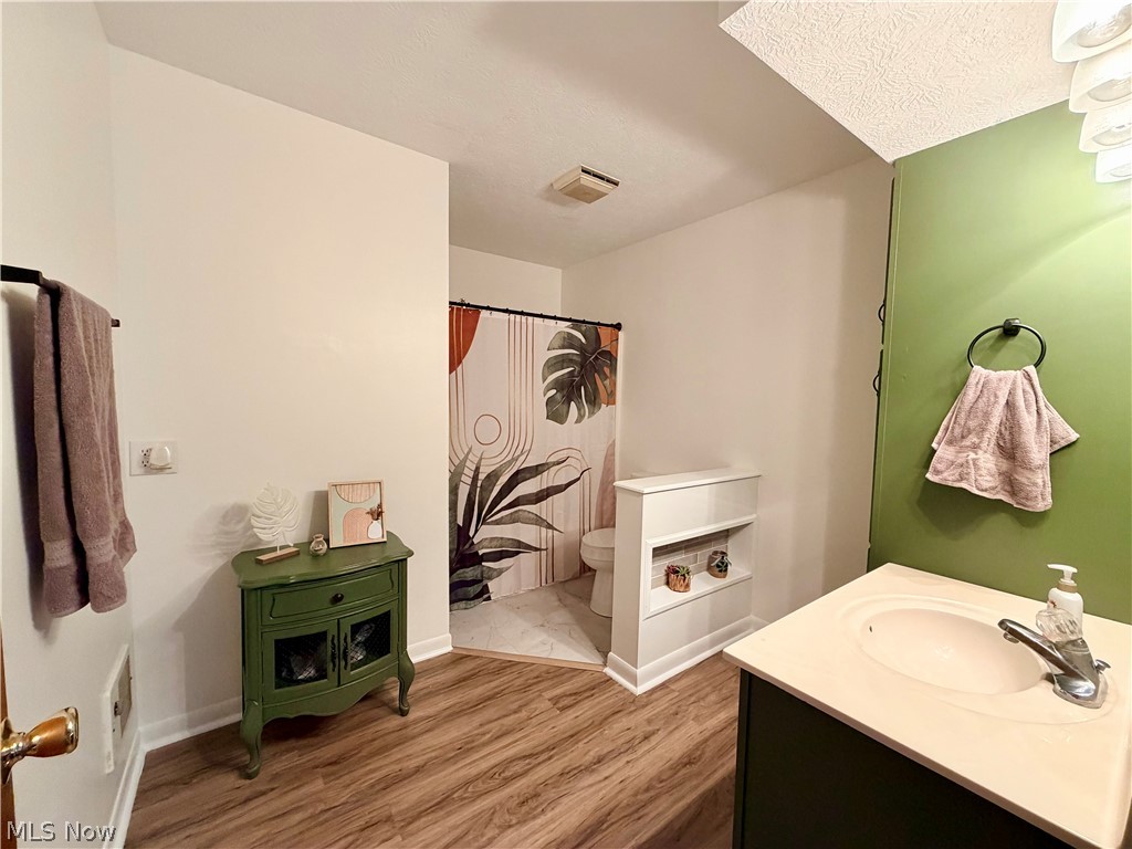 500 Morris Street Uhrichsville OH 44683