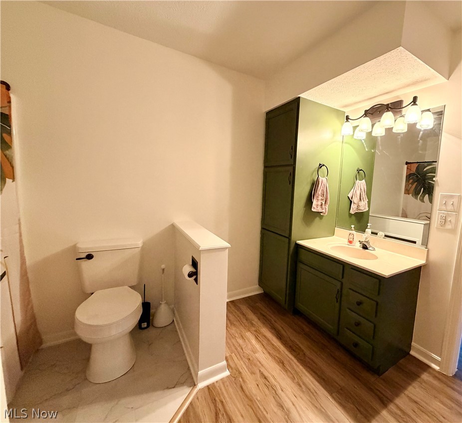 500 Morris Street Uhrichsville OH 44683