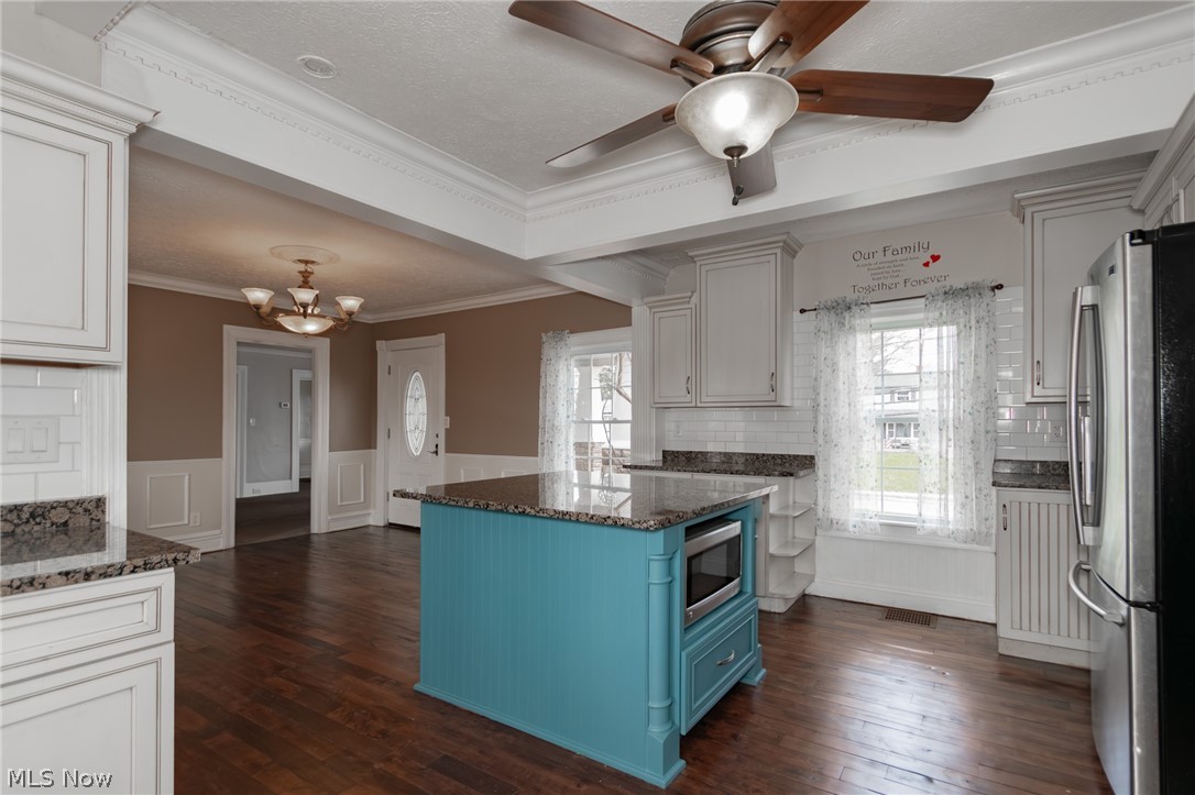 30200 Ridge Road Wickliffe OH 44092
