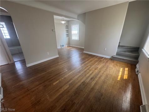 13612 Ellwood Avenue Cleveland OH 44135