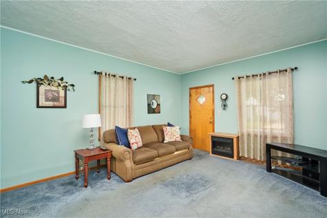 7206 Deveny Avenue Cleveland OH 44105