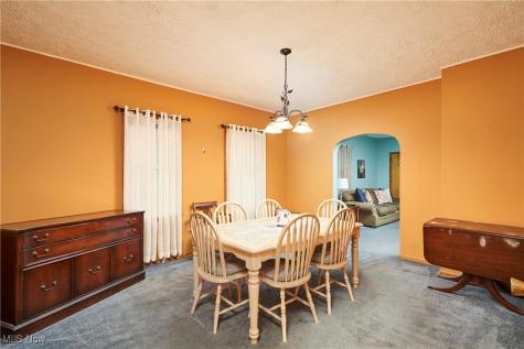 7206 Deveny Avenue Cleveland OH 44105