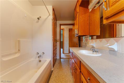 6052 County Road 201 Millersburg OH 44654