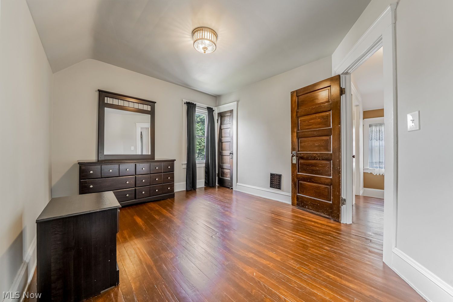 1228 Hall Avenue Lakewood OH 44107