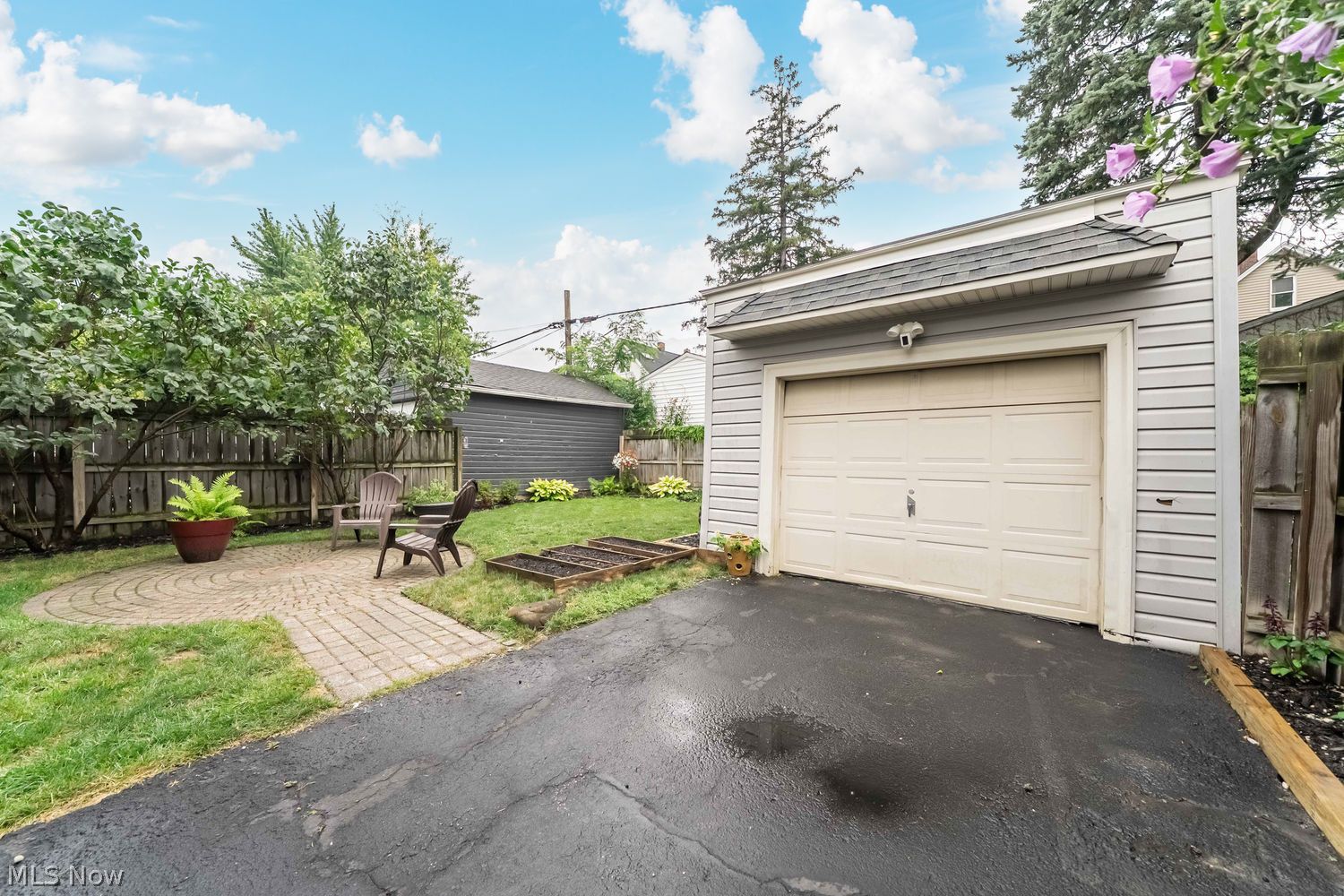 1228 Hall Avenue Lakewood OH 44107