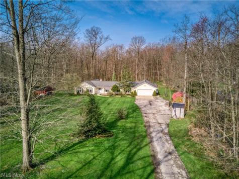 8873 Cooley Road Ravenna OH 44266