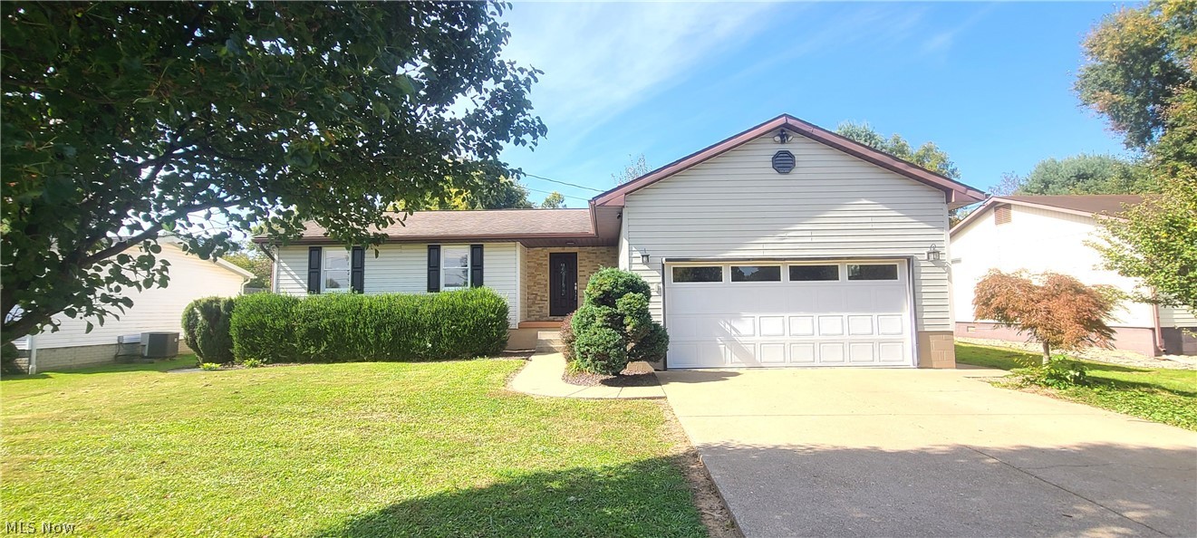 813 Barclay Street Belpre OH 45714