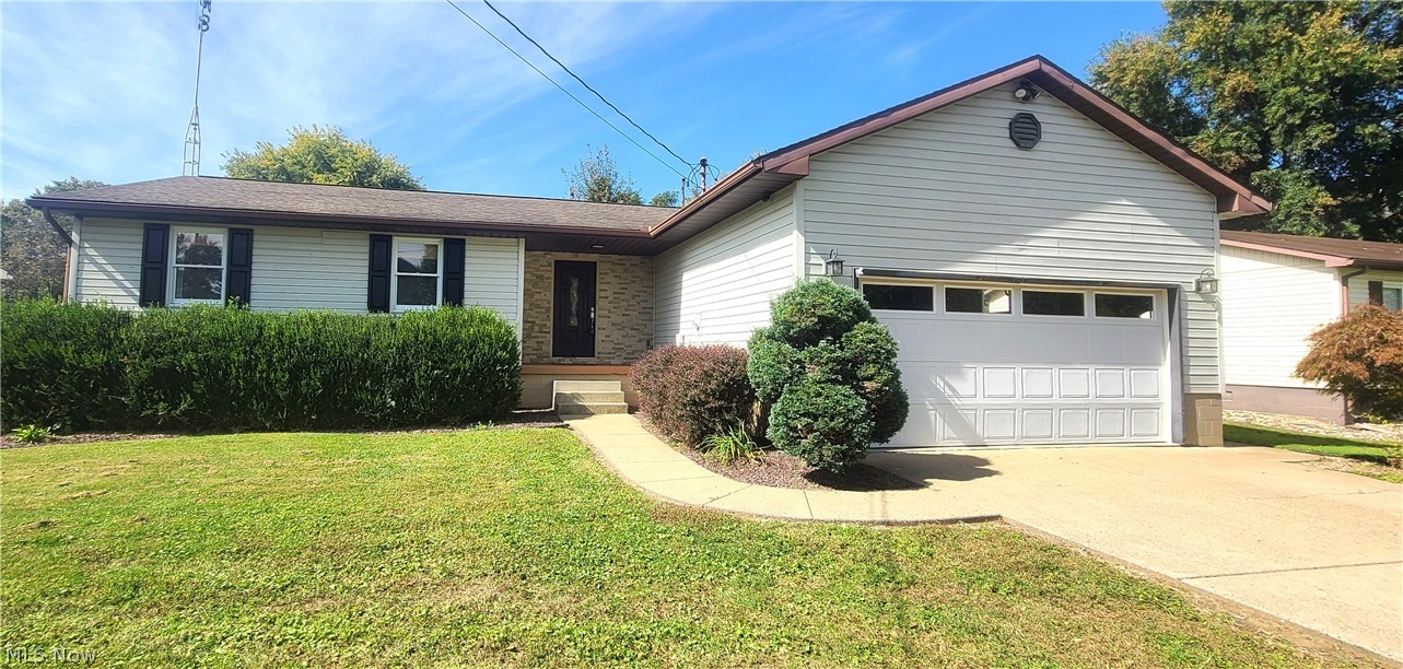 813 Barclay Street Belpre OH 45714