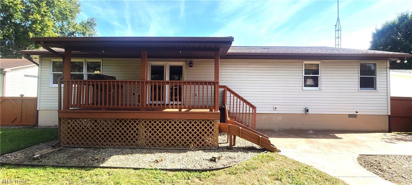 813 Barclay Street Belpre OH 45714