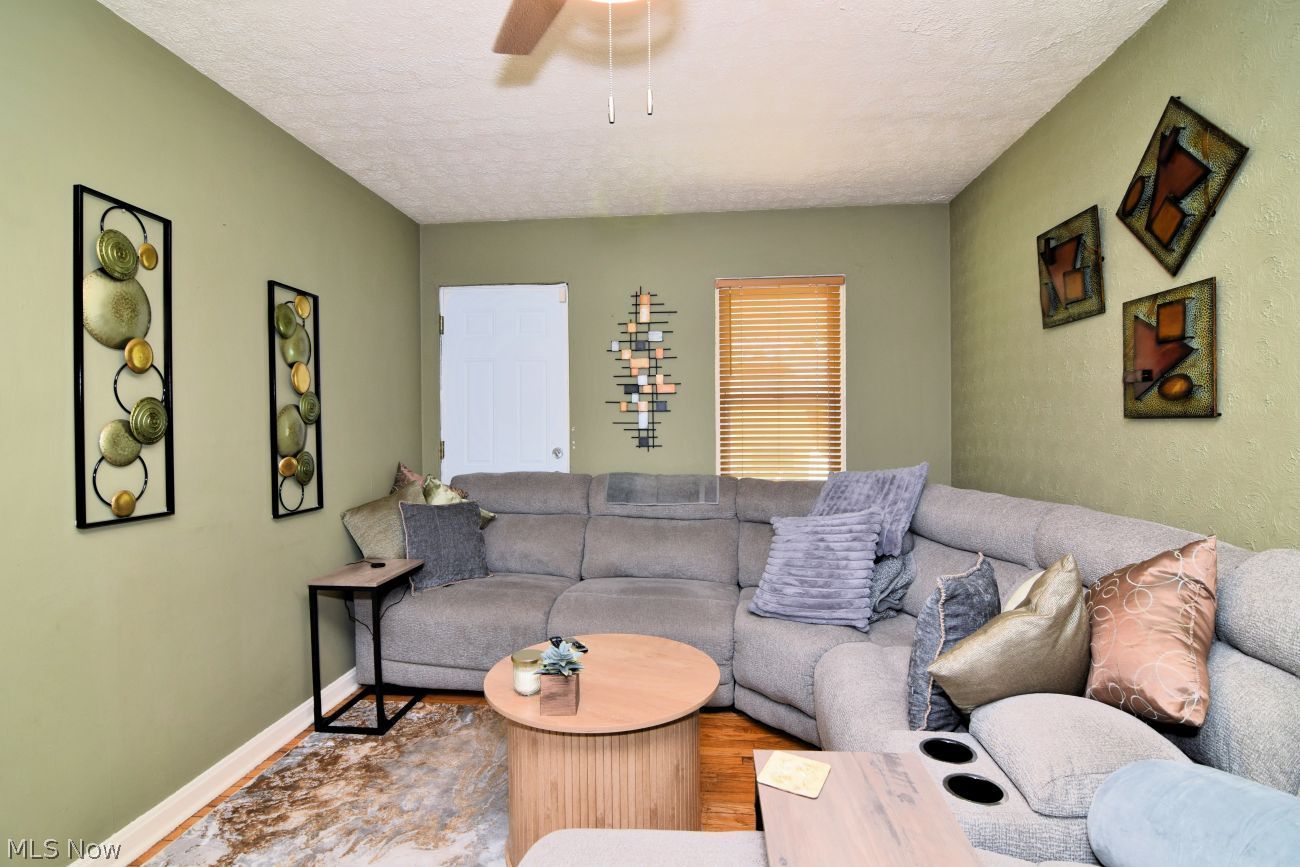16208 Talford Avenue Cleveland OH 44128