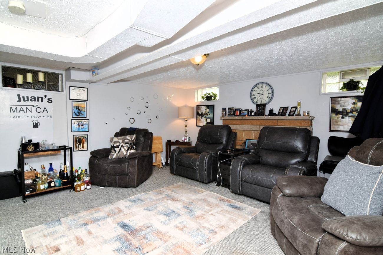 16208 Talford Avenue Cleveland OH 44128