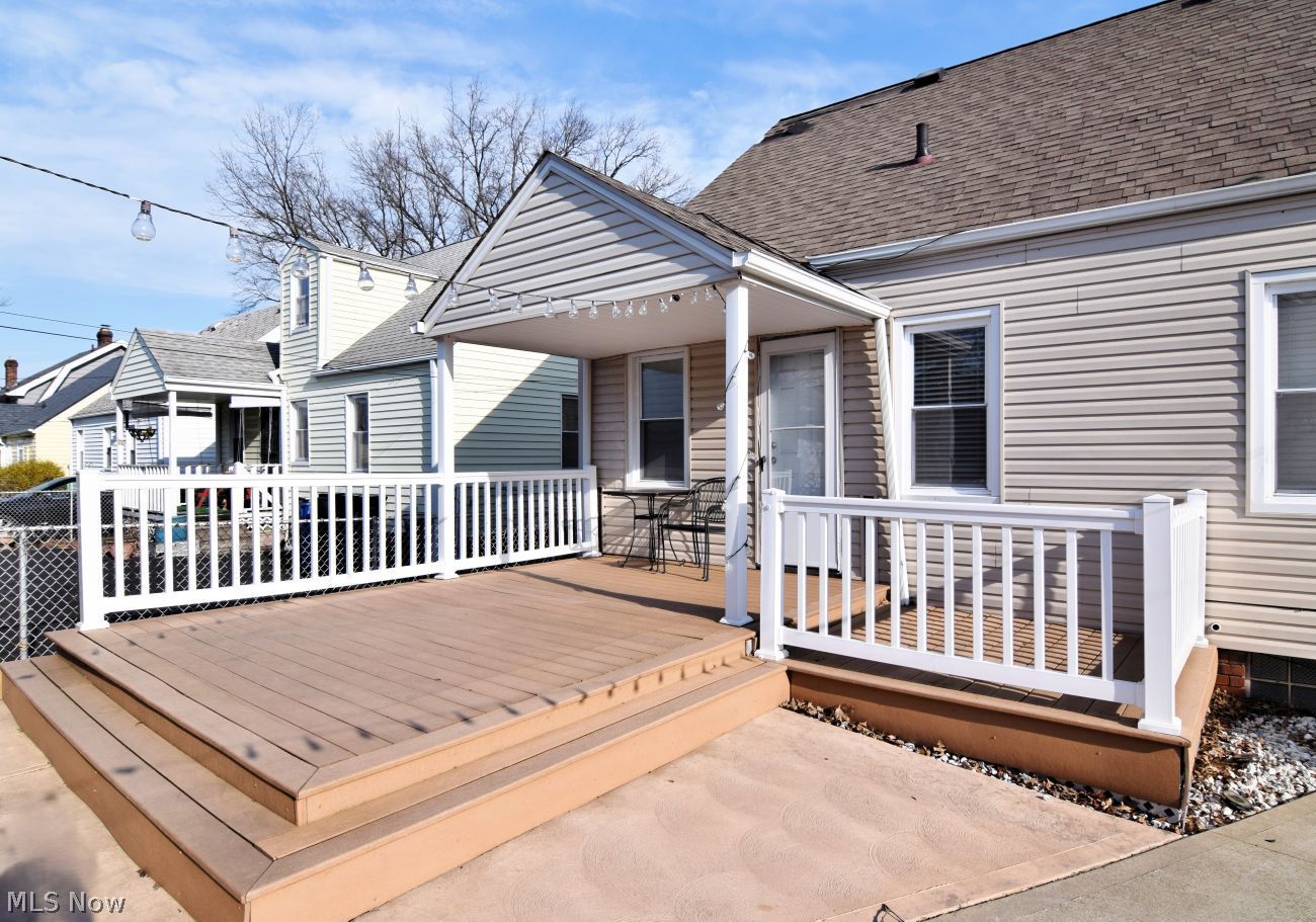 16208 Talford Avenue Cleveland OH 44128