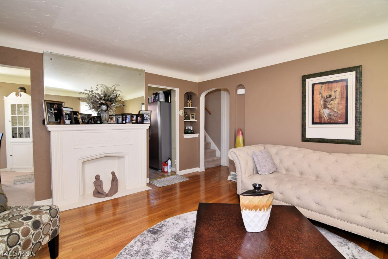 16208 Talford Avenue Cleveland OH 44128
