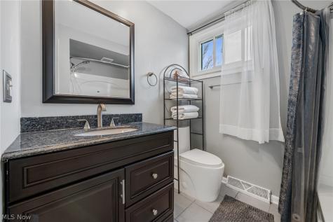5520 Ralston Drive Parma OH 44129