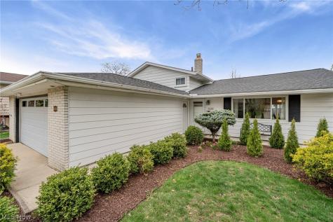 5520 Ralston Drive Parma OH 44129