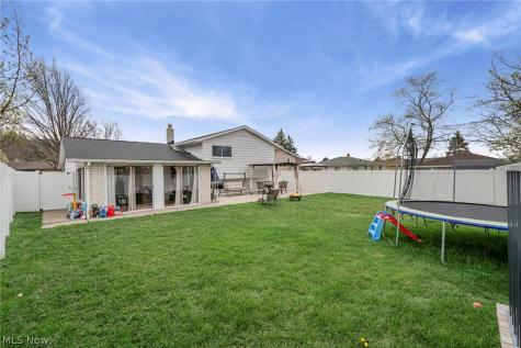 5520 Ralston Drive Parma OH 44129