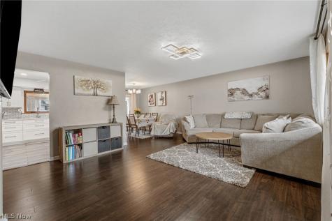 5520 Ralston Drive Parma OH 44129