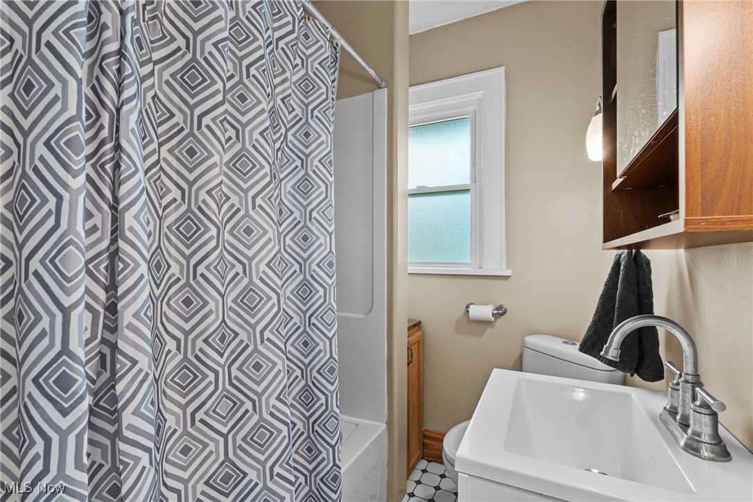 640 Plainfield Road Akron OH 44312