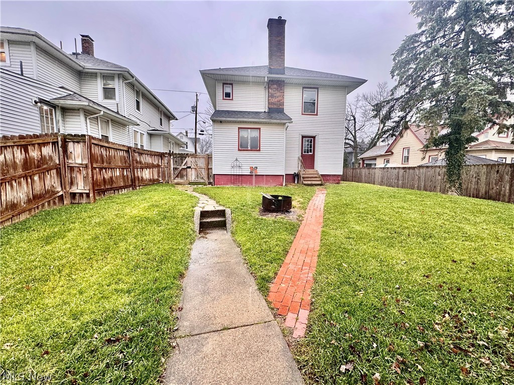 703 Seneca Street NE Massillon OH 44646