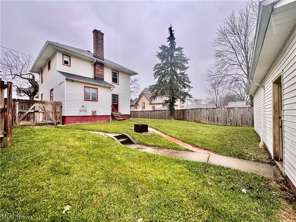 703 Seneca Street NE Massillon OH 44646