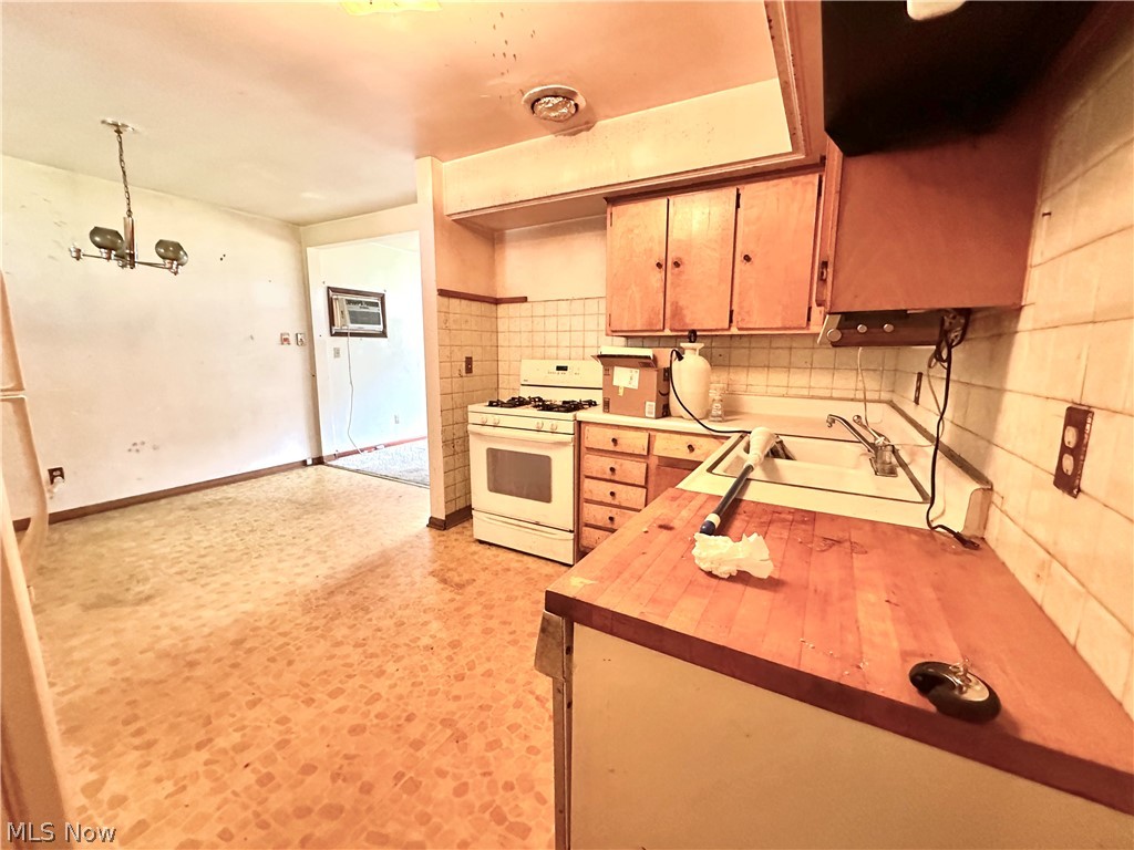 1185 Southern Boulevard NW Warren OH 44485