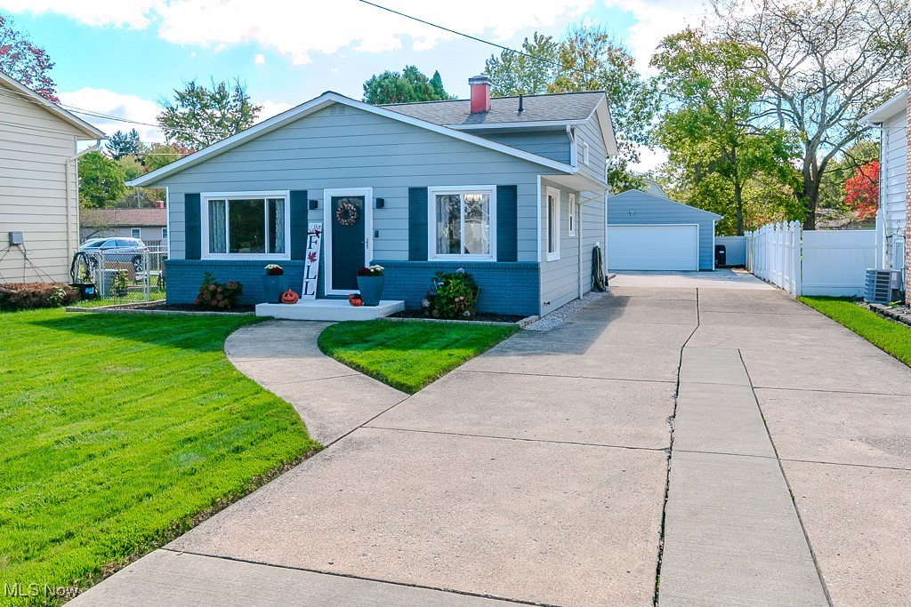 911 Lloyd Avenue Aurora OH 44202