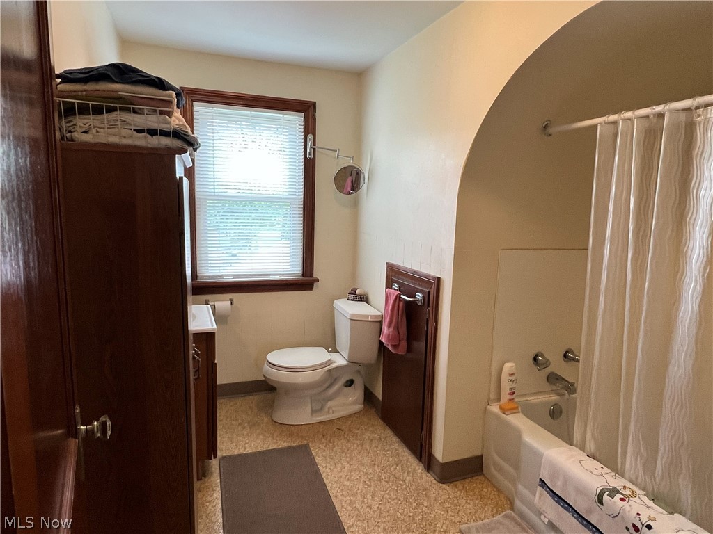 659 Buffalo Street Conneaut OH 44030