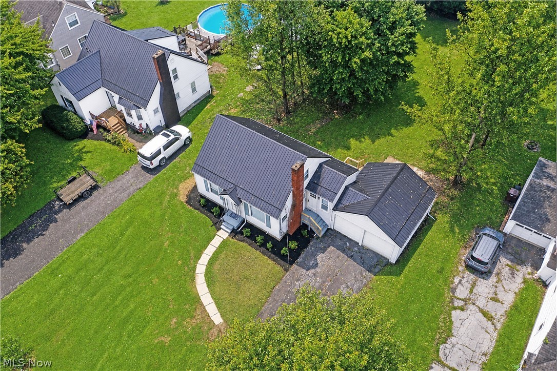 207 State Road NW Warren OH 44483