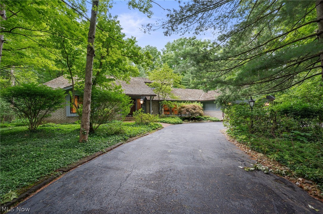 38500 Chagrin Boulevard Moreland Hills OH 44022