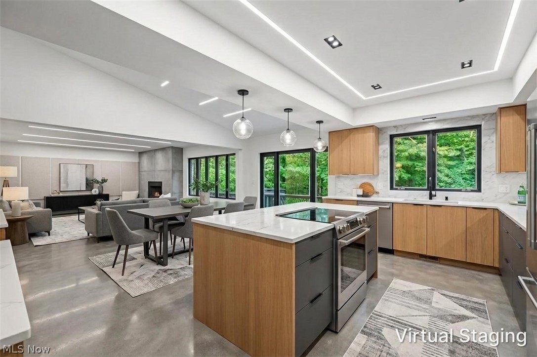 38500 Chagrin Boulevard Moreland Hills OH 44022