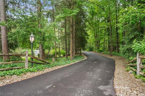 38500 Chagrin Boulevard Moreland Hills OH 44022