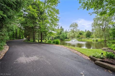 38500 Chagrin Boulevard Moreland Hills OH 44022