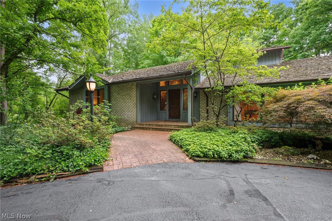 38500 Chagrin Boulevard Moreland Hills OH 44022