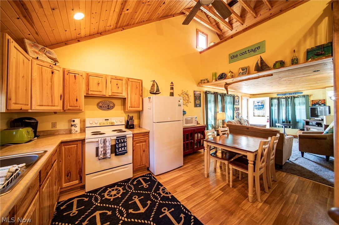 35 Billow Beach Ashtabula OH 44004