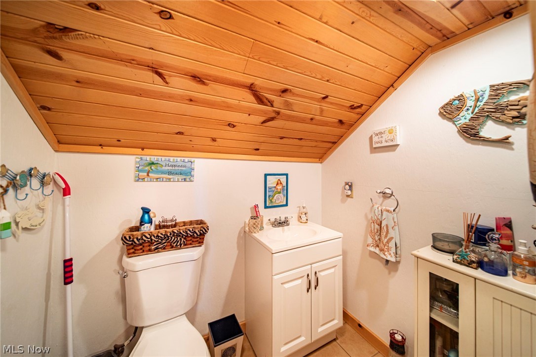 35 Billow Beach Ashtabula OH 44004
