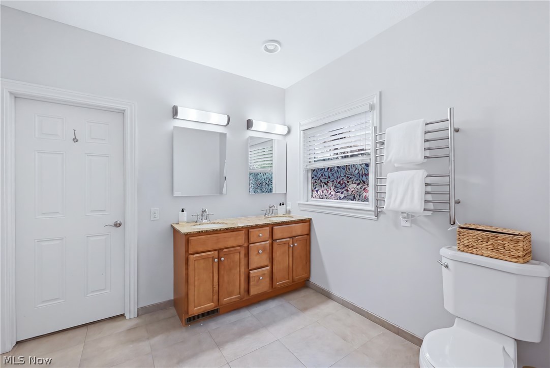 7563 Highbury Pointe Canfield OH 44406