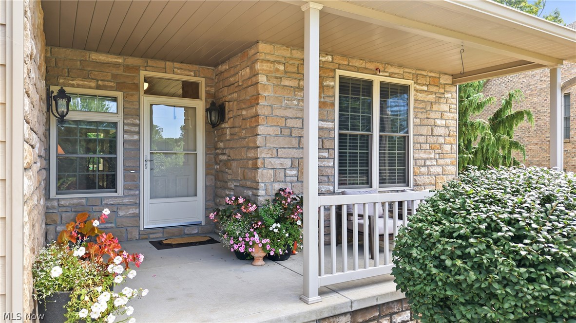 7563 Highbury Pointe Canfield OH 44406