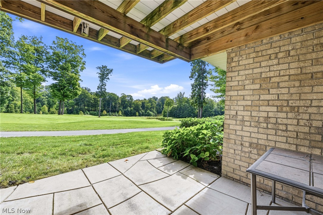7563 Highbury Pointe Canfield OH 44406