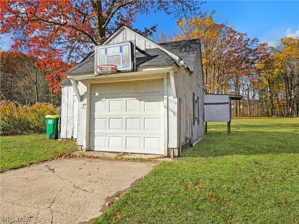 2264 River Road Willoughby Hills OH 44094