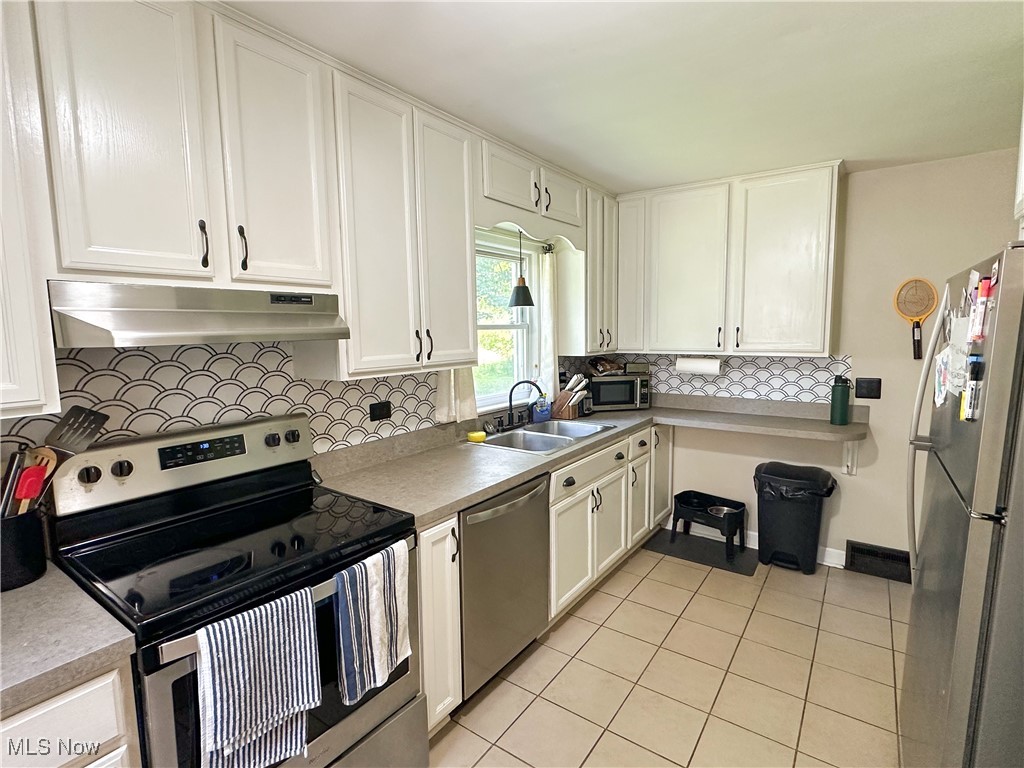 14957 Sperry Road Novelty OH 44072