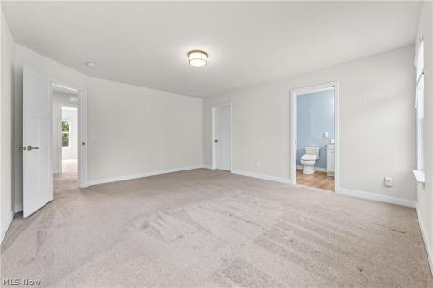 131 Pine Avenue Peninsula OH 44264