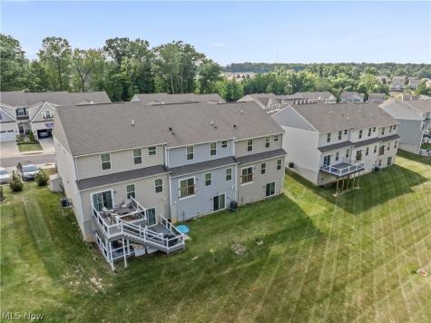 131 Pine Avenue Peninsula OH 44264