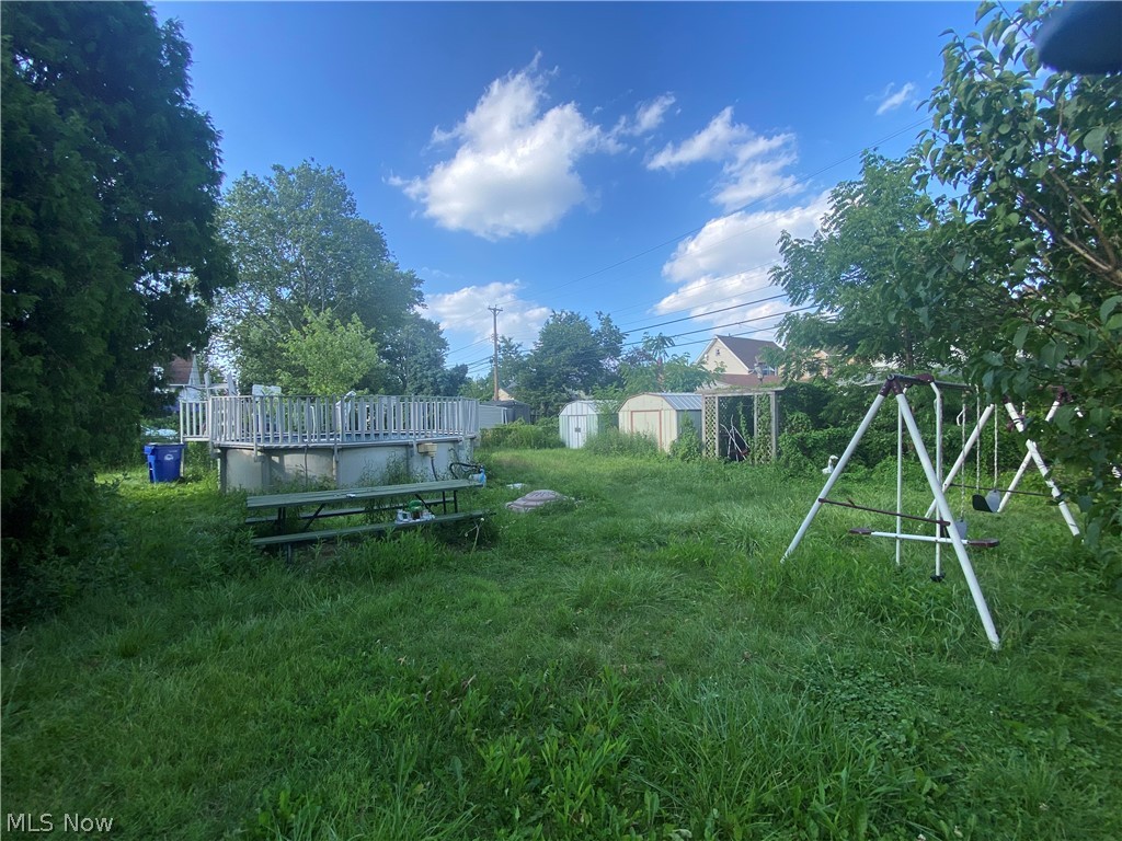 2069 W 95th Street Cleveland OH 44102