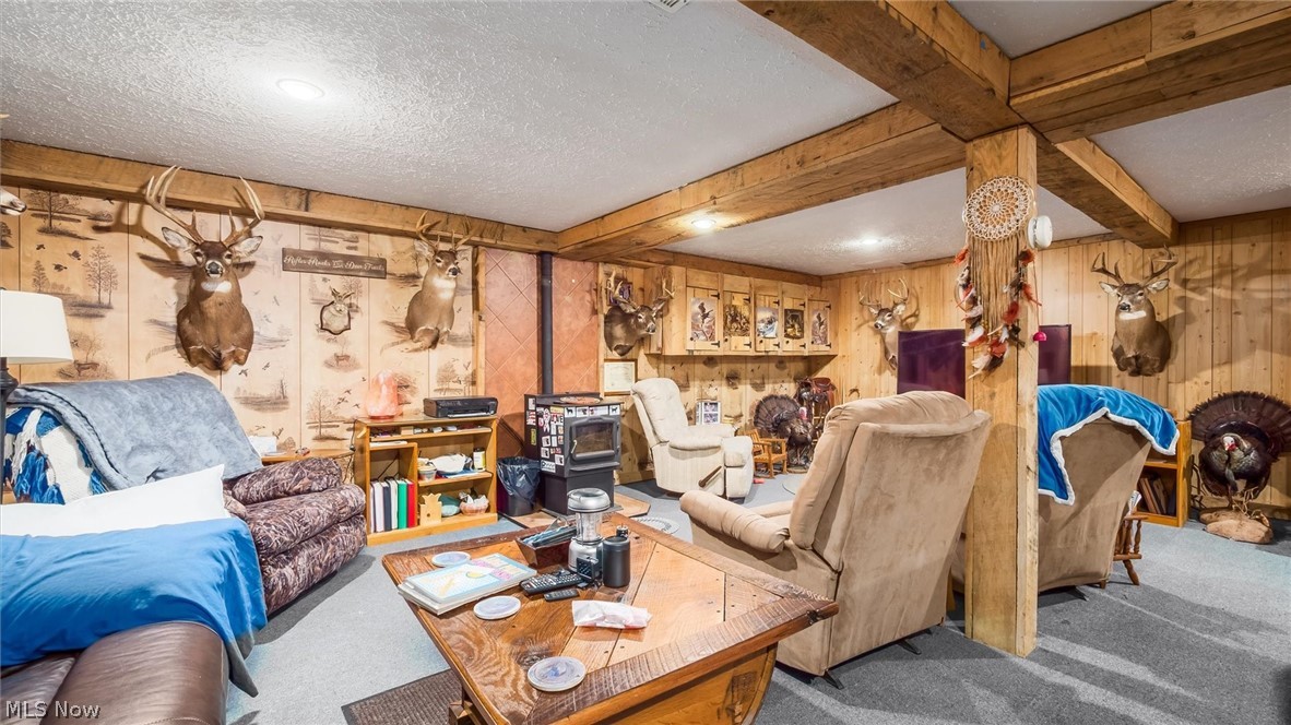 2038 Oldtown Valley Road SE New Philadelphia OH 44663