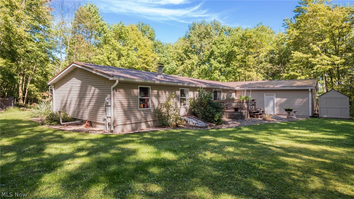 2038 Oldtown Valley Road SE New Philadelphia OH 44663