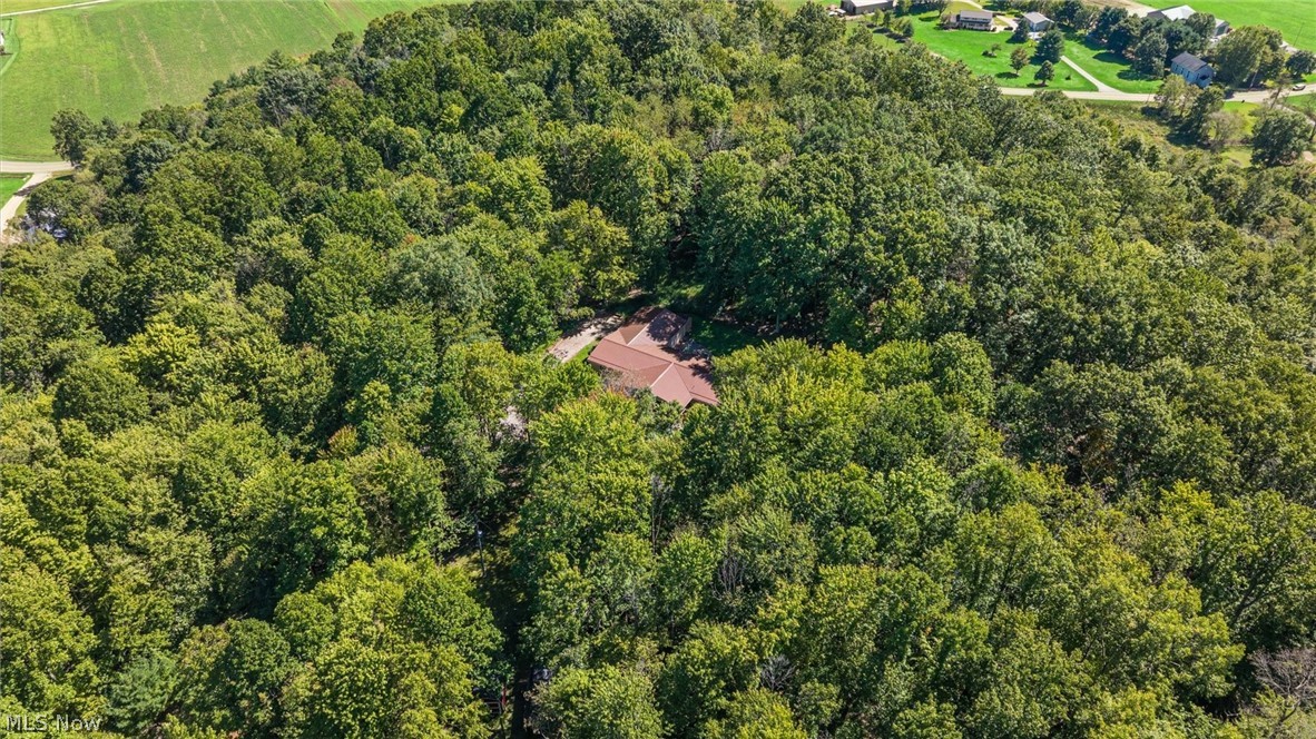 2038 Oldtown Valley Road SE New Philadelphia OH 44663
