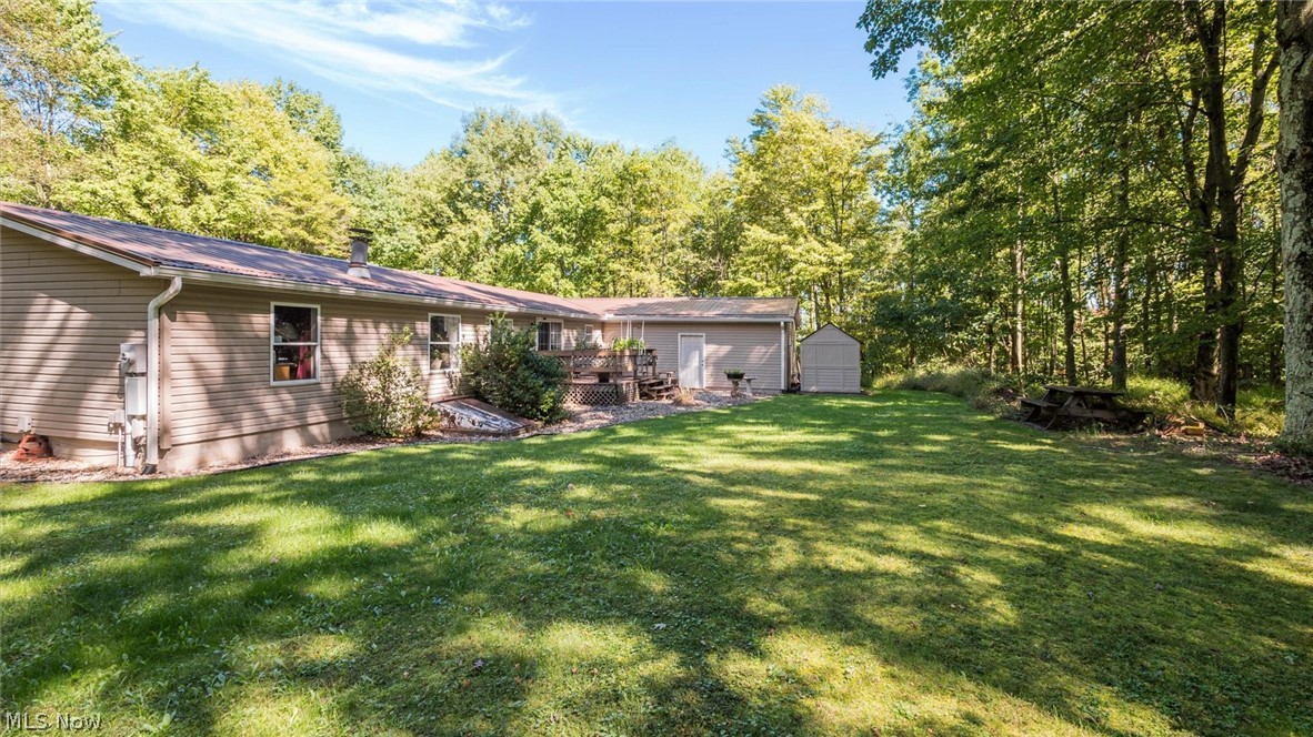 2038 Oldtown Valley Road SE New Philadelphia OH 44663
