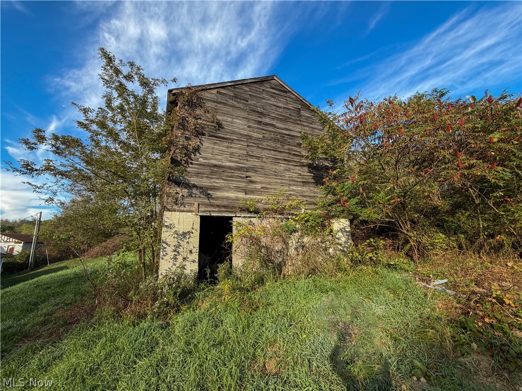14614 E Liverpool Road East Liverpool OH 43920